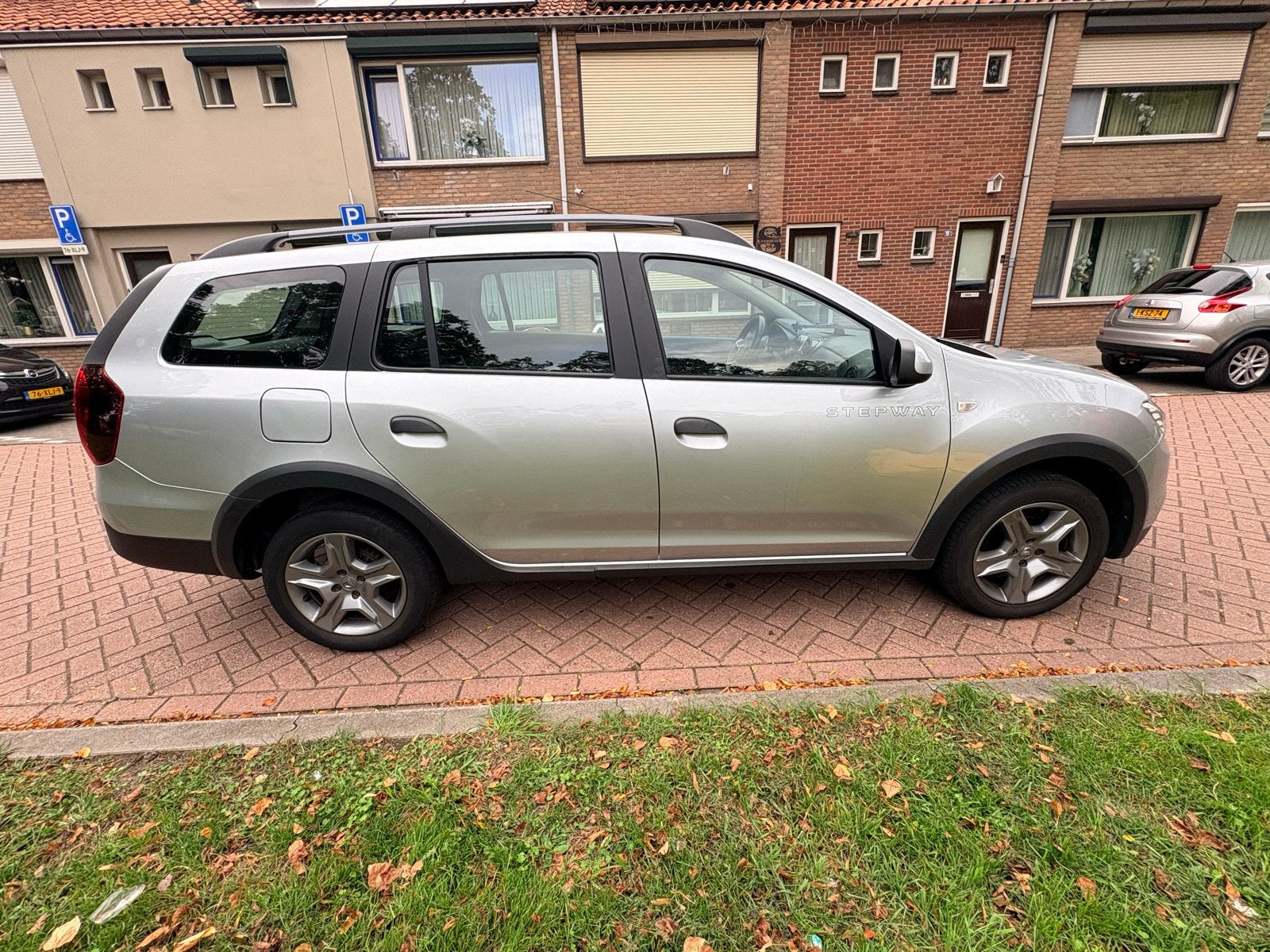 Dacia Logan MCV 0.9 Tce 90pk S&S 2019 Grijs, Auto's, Voorwielaandrijving, 898 cc, Euro 6, 1110 kg