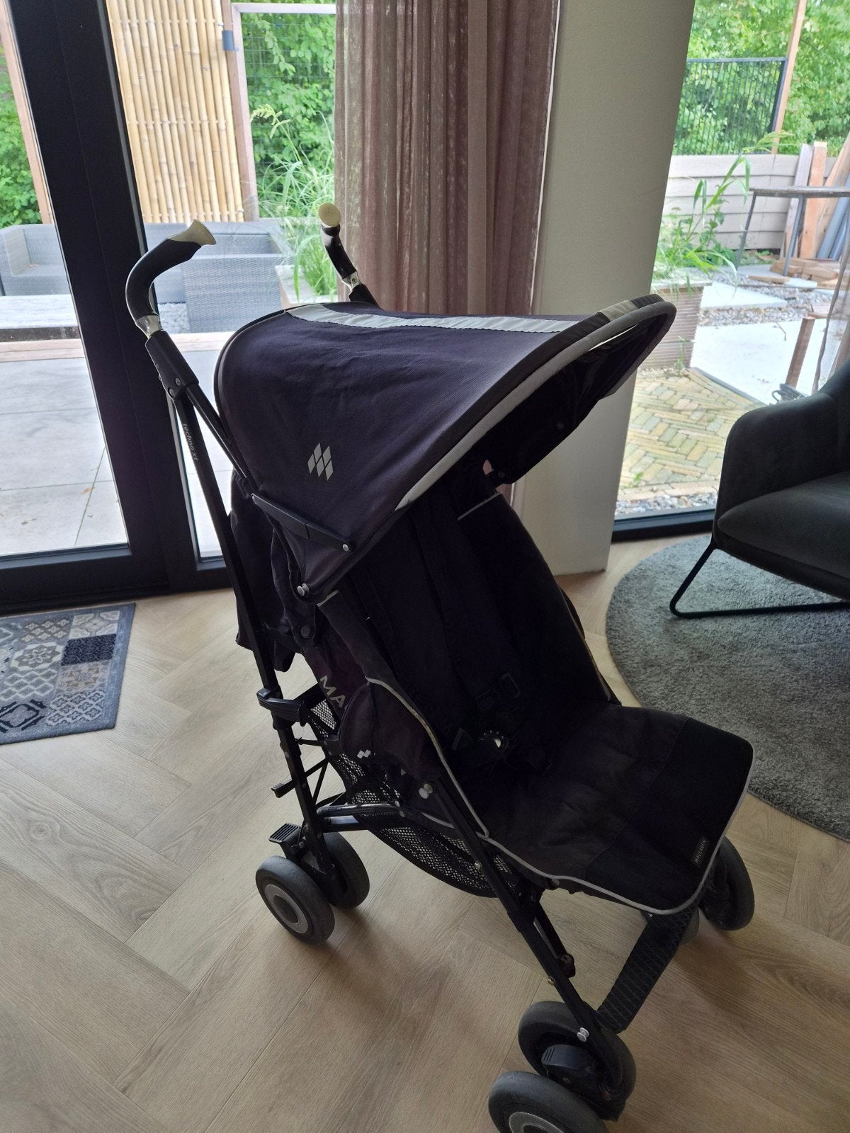 Maclaren Techno XT Buggy met regenhoes en voetenzak, Gebruikt, Verstelbare duwstang, Ophalen, Kinderwagen
