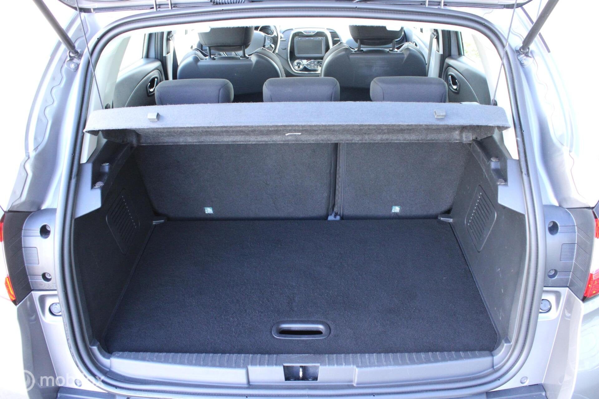 Foto 10 van Renault Captur 0.9 TCe Camera|Stoel verw.|Keyless