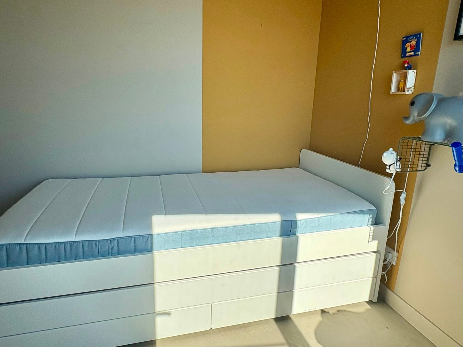 IKEA SLÄKT bed 90x200 met uitschuifbed, 2 matrassen en lades, Ophalen, 85 tot 100 cm, Gebruikt, Matras