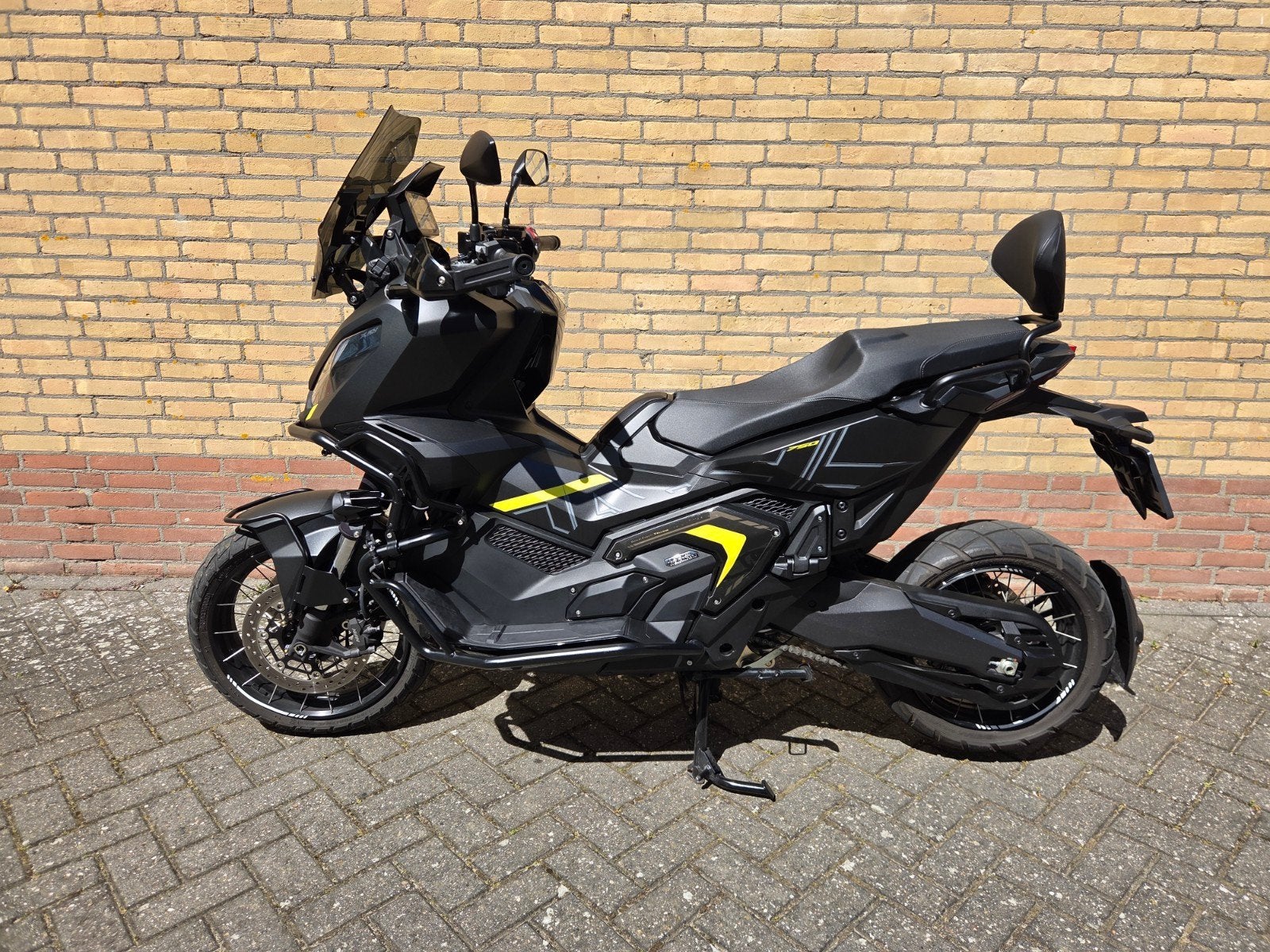 Honda xadv black yellow 7dkm 1e eigenaar, garantie, full opt, Ophalen