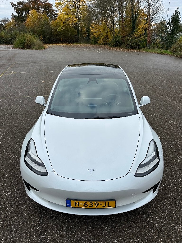 Tesla Model 3 SR RWD  2020 Trekhaak | Thuislader, Automaat, Sound system, Achterwielaandrijving, Wit