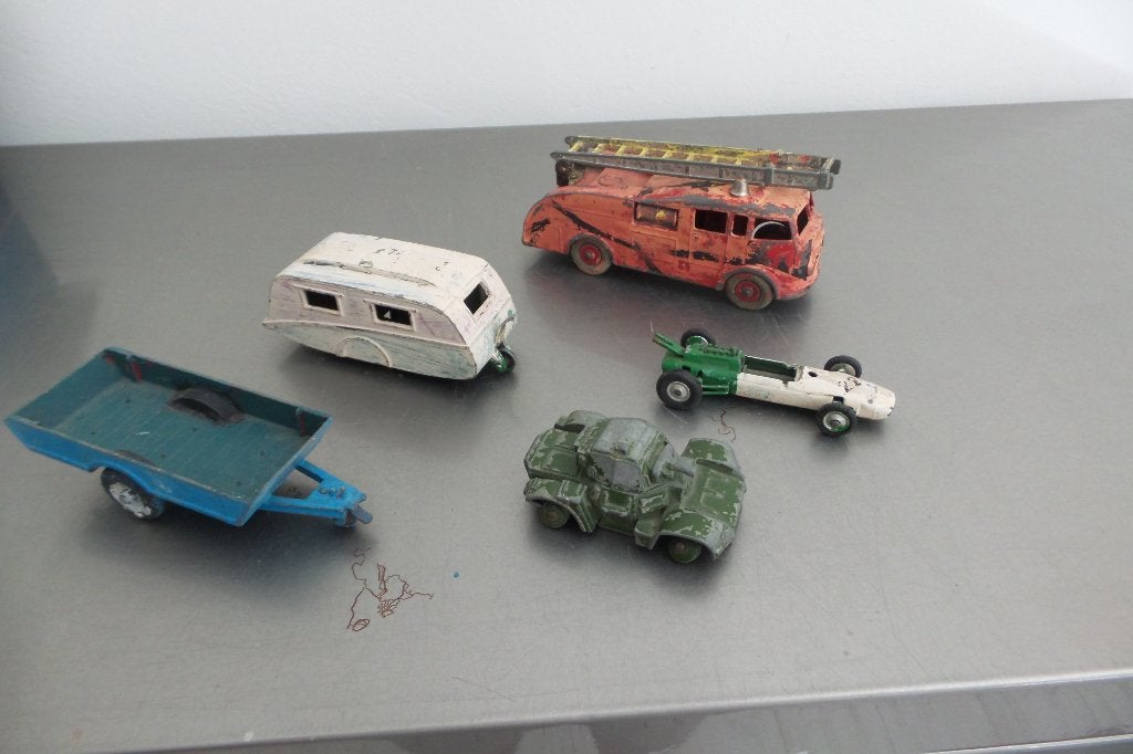 dinky toys opknappers, Ophalen of Verzenden, Gebruikt, Bus of Vrachtwagen, Dinky Toys