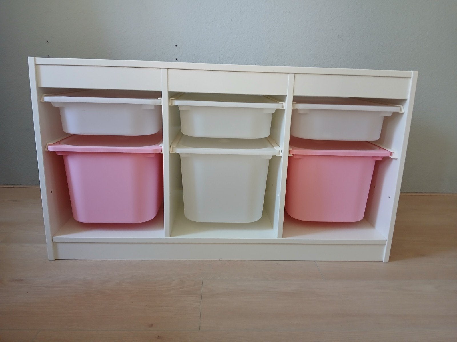 IKEA Trofast opbergkast met bakken - wit/roze, Kinderen en Baby's, Ophalen, Zo goed als nieuw, Kast