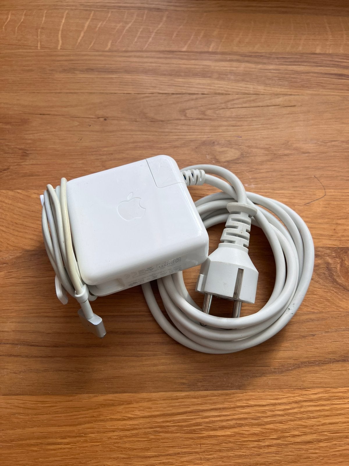 Apple Magsafe 2 60 watt oplader A1435, Computers en Software, Laptop-opladers, Ophalen of Verzenden, Zo goed als nieuw, APPLE