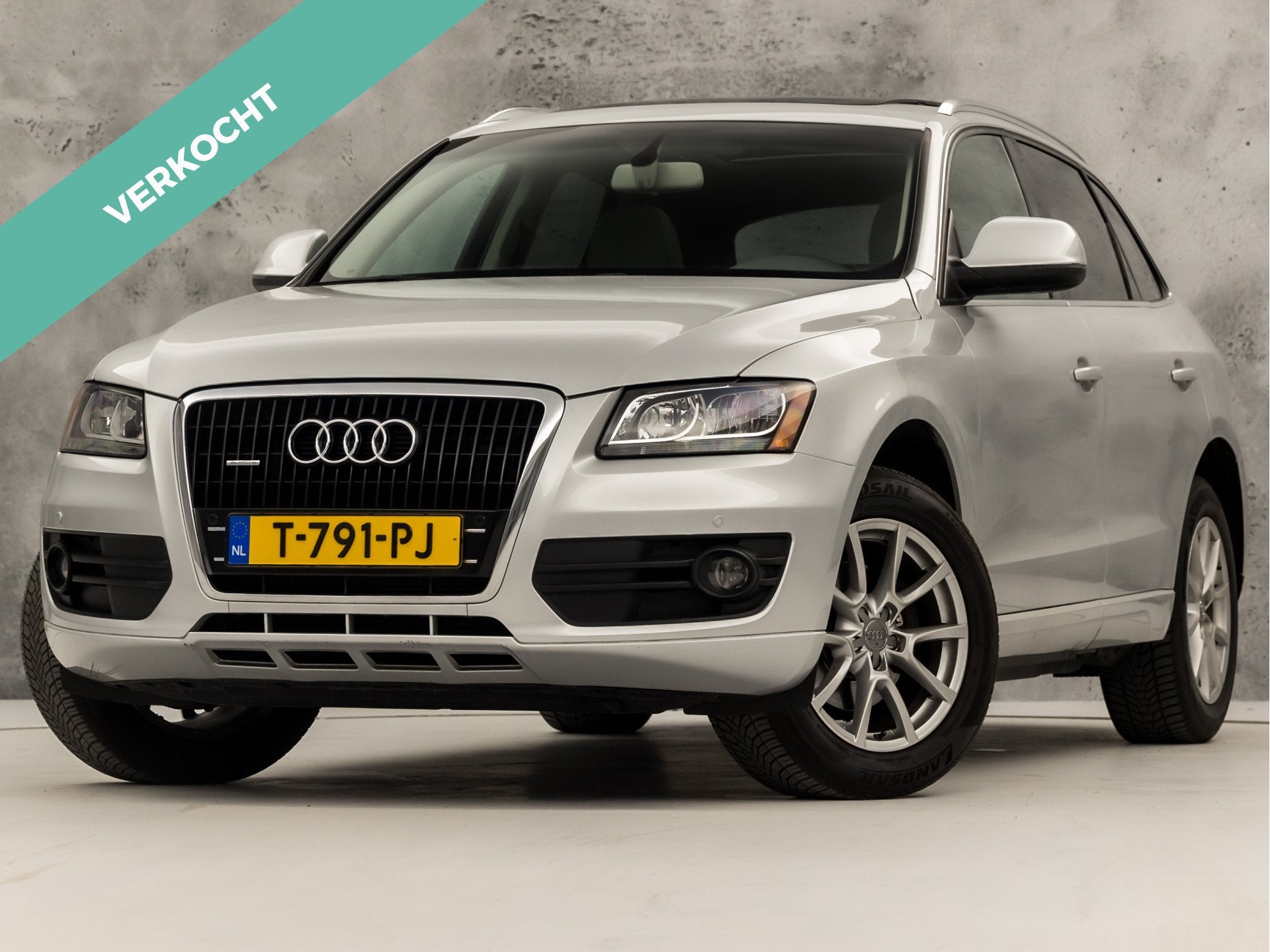 Audi Q5 3.2 FSI Quattro Sport 271Pk Automaat (PANORAMADAK, S