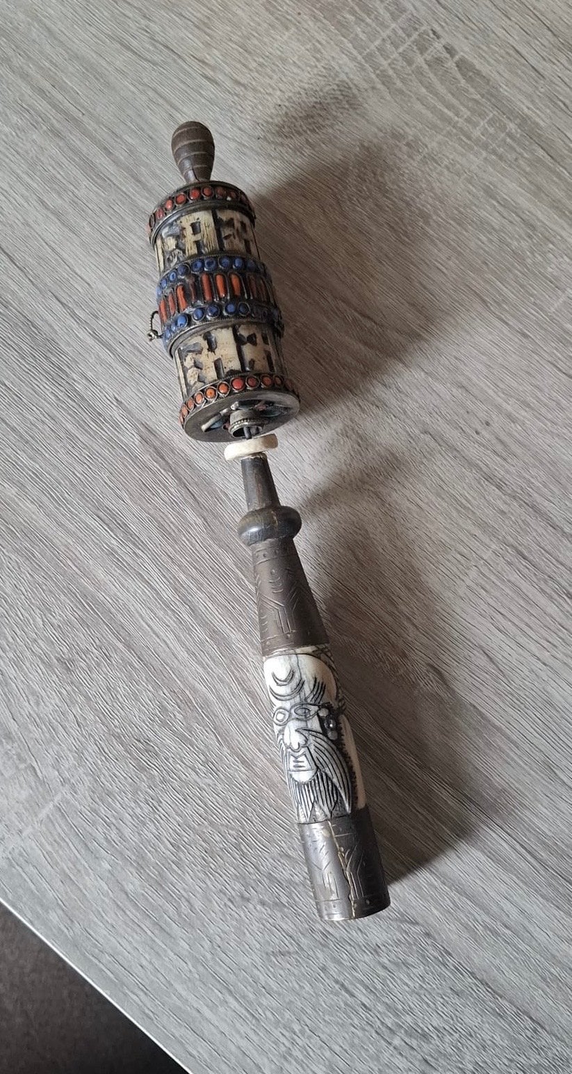 Antieke Tibetaanse Gebedsmolen met Carvings en Edelstenen, Ophalen of Verzenden