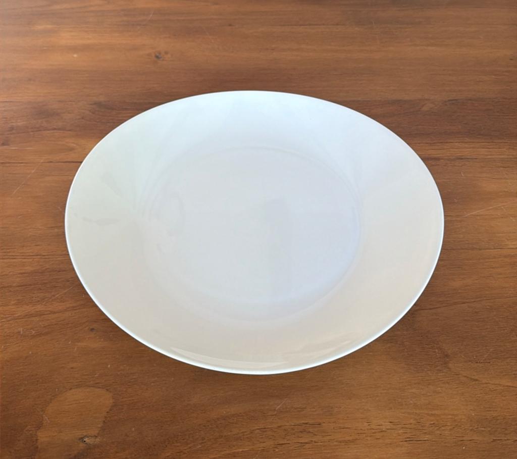 Ikea Skyn dinerbord, Huis en Inrichting, Keuken | Servies, Ophalen of Verzenden, Overige stijlen, Aardewerk, Schaal of Schalen