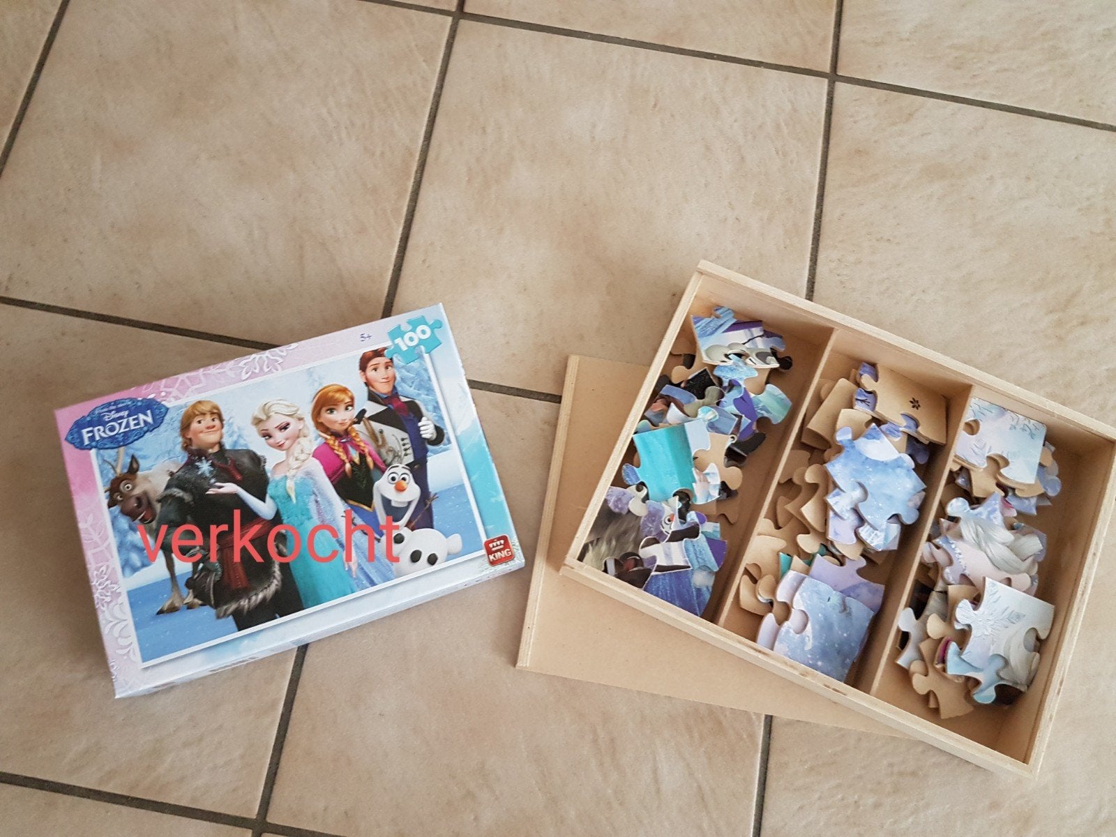 Frozen houten puzzels, Kinderen en Baby's, Speelgoed | Kinderpuzzels, Ophalen of Verzenden, Meer dan 50 stukjes, Zo goed als nieuw