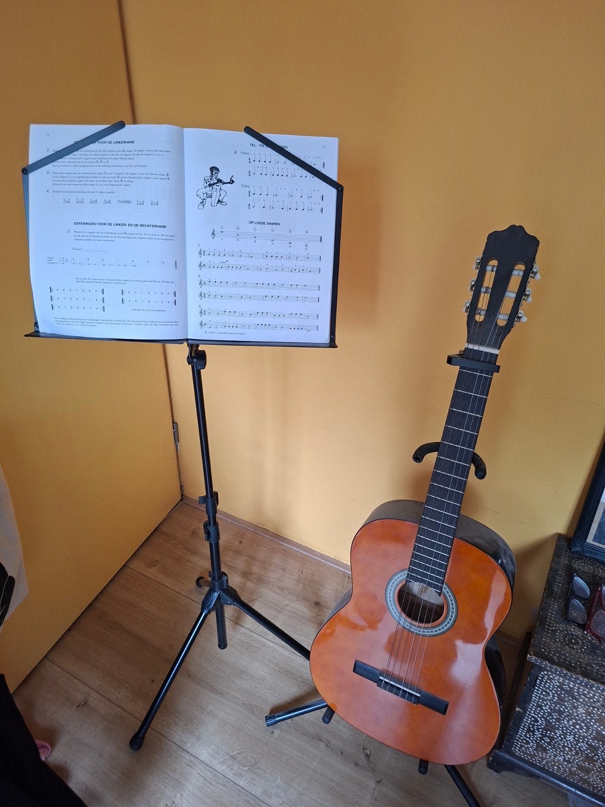 Sheffield Klassieke Gitaar Starter Set met Accessoires, Ophalen, Zo goed als nieuw, Klassieke of Spaanse gitaar