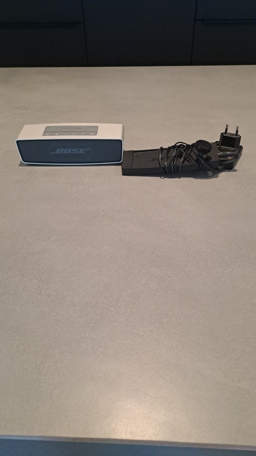 BOSE SoundLink Mini met oplader, Ophalen of Verzenden, Draagbare speaker, Bose, Bluetooth