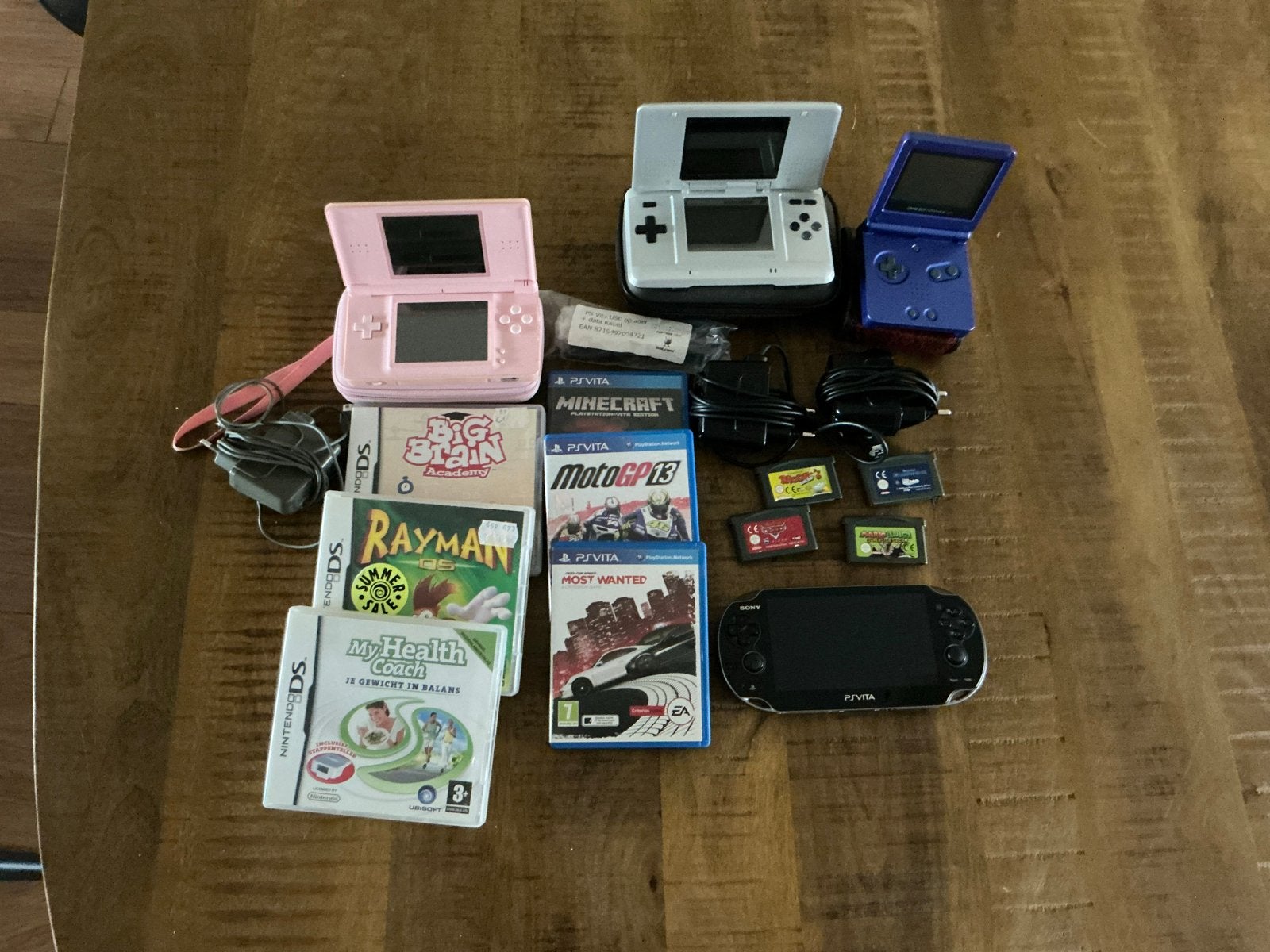 Nintendo DS, PS Vita en Game Boy Advance SP bundel, Spelcomputers en Games, Ophalen, Roze, DS Lite, Gebruikt