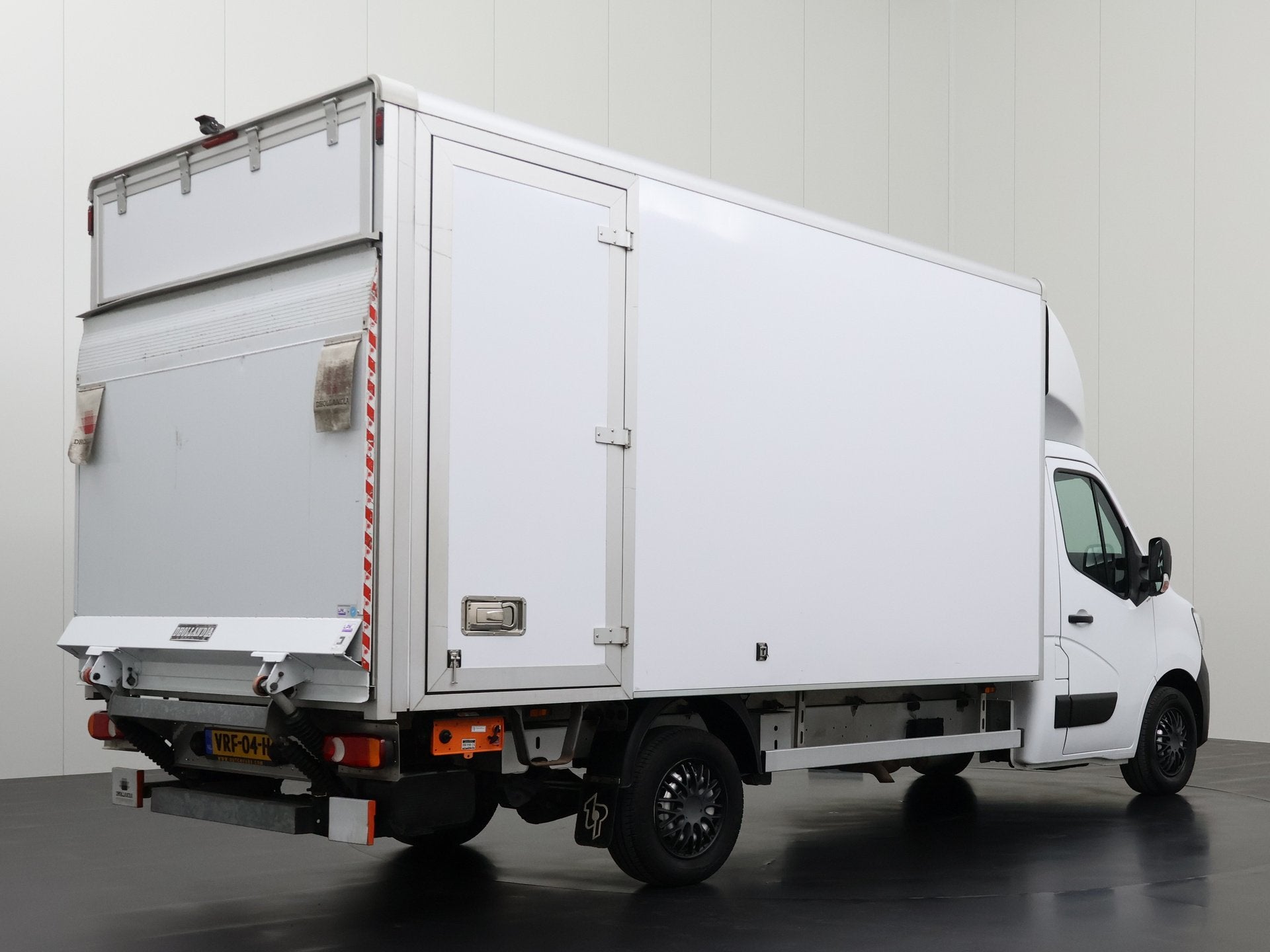 Renault Master 2.3DCi 130PK Bakwagen+Laadklep | Dakspoiler |, Gebruikt, 4 cilinders, Renault, Wit