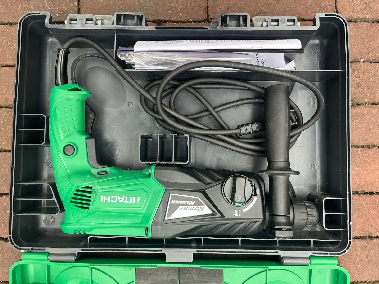 Nieuwe Hitachi Boorhamer DH 24PG met SDS boortjes, Doe-het-zelf en Verbouw, 600 watt of meer, Boor- en/of Breekhamer, Nieuw, Ophalen of Verzenden