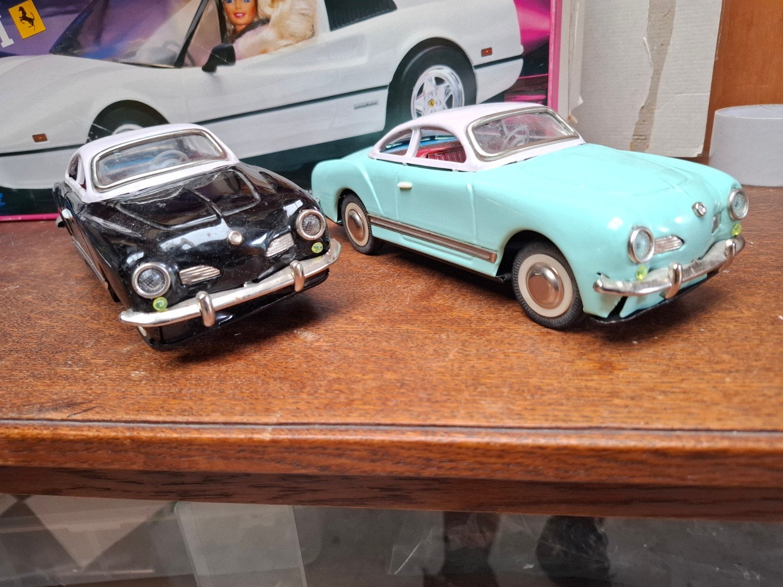 Set van 2 vintage speelgoedauto's - Volkswagen Karmann Ghia, Ophalen of Verzenden, Gebruikt, Overige typen