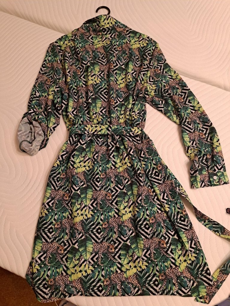 Nieuwe jurk, kaartje hangt er nog  aan, Kleding | Dames, Jurken, Meerkleurig, Maat 42/44 (L), Nieuw, Ophalen of Verzenden