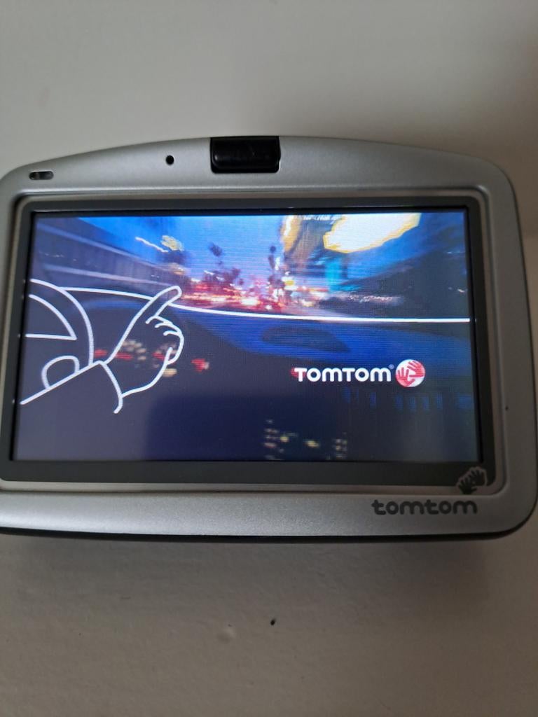 TomTom Go Navigatie (Ouder Model) met Accessoires, Auto diversen, Autonavigatie, Ophalen
