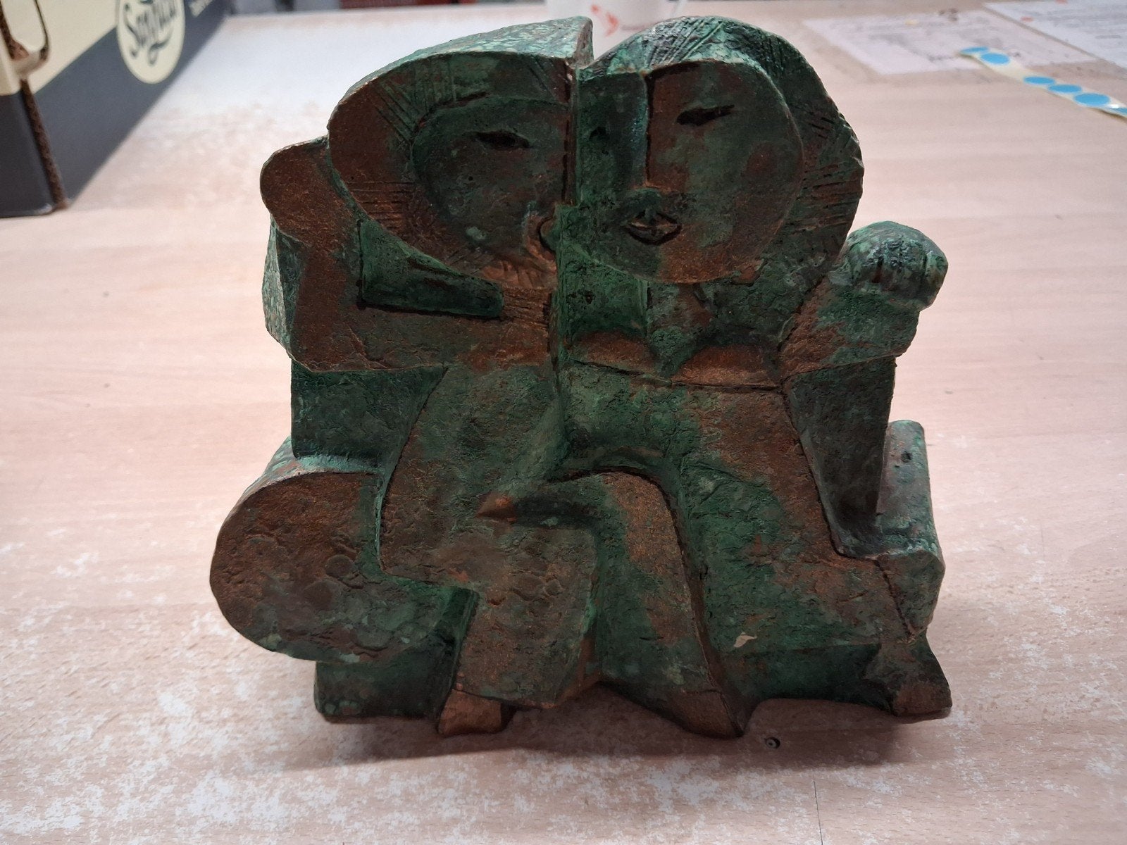 Uniek bronzen beeld: Abstracte figuren, gesigneerd, Ophalen, Gemerkt, Brons, 20 - 50 cm