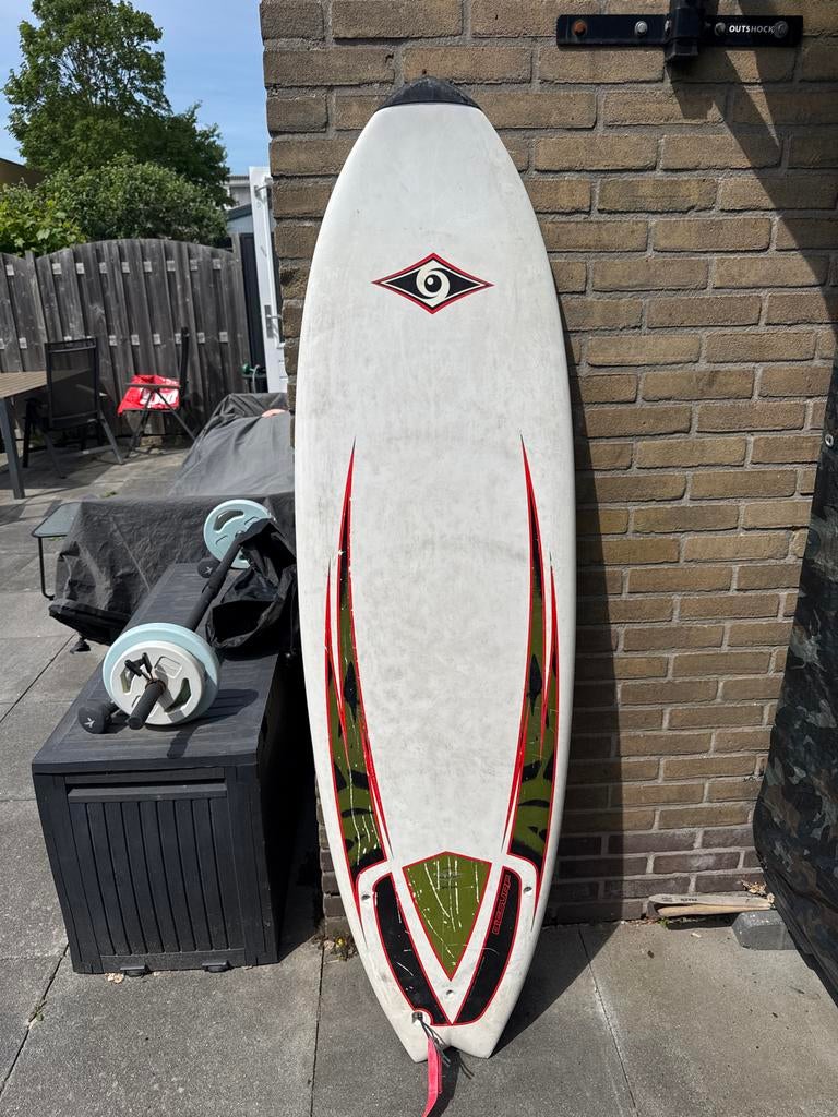 Surfboard 1,77 meter lang, Watersport en Boten, Golfsurfen, Ophalen, Gebruikt, Shortboard, Met koord
