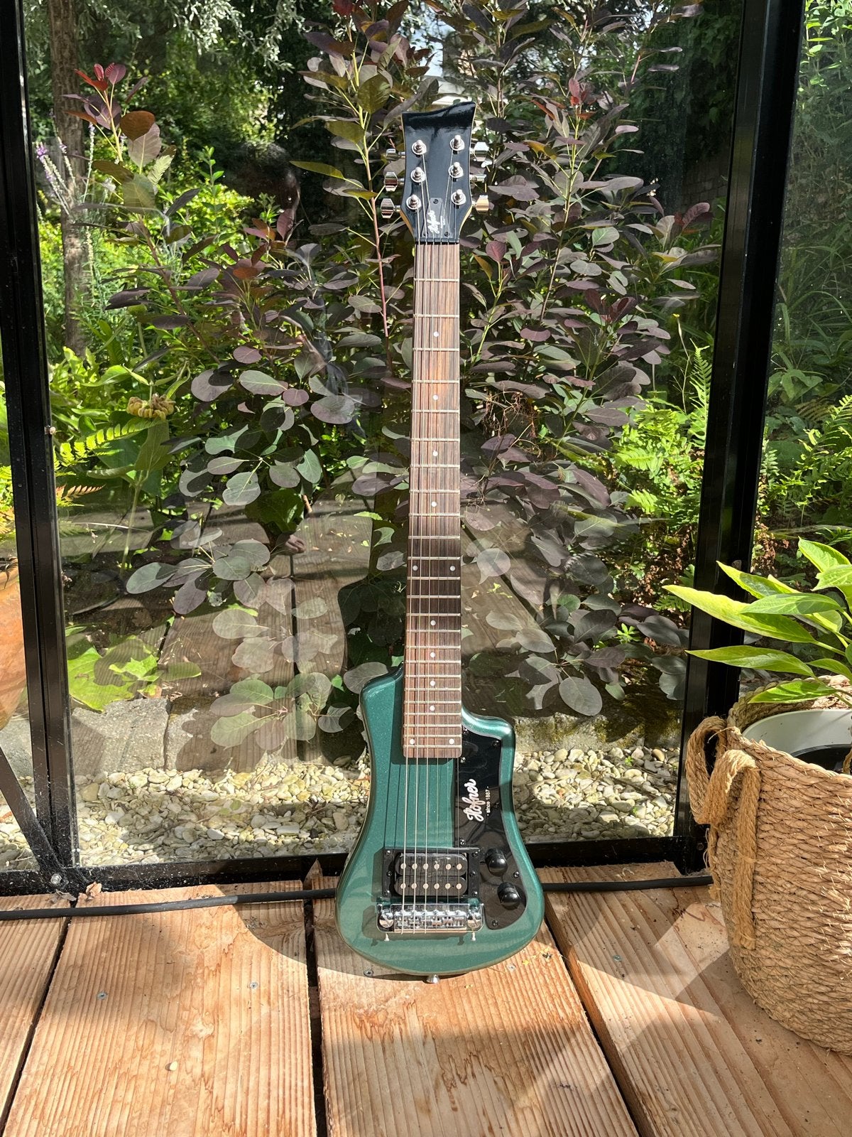 Hofner Shorty reisgitaar - Groen, Ophalen of Verzenden, Zo goed als nieuw, Solid body, Overige merken