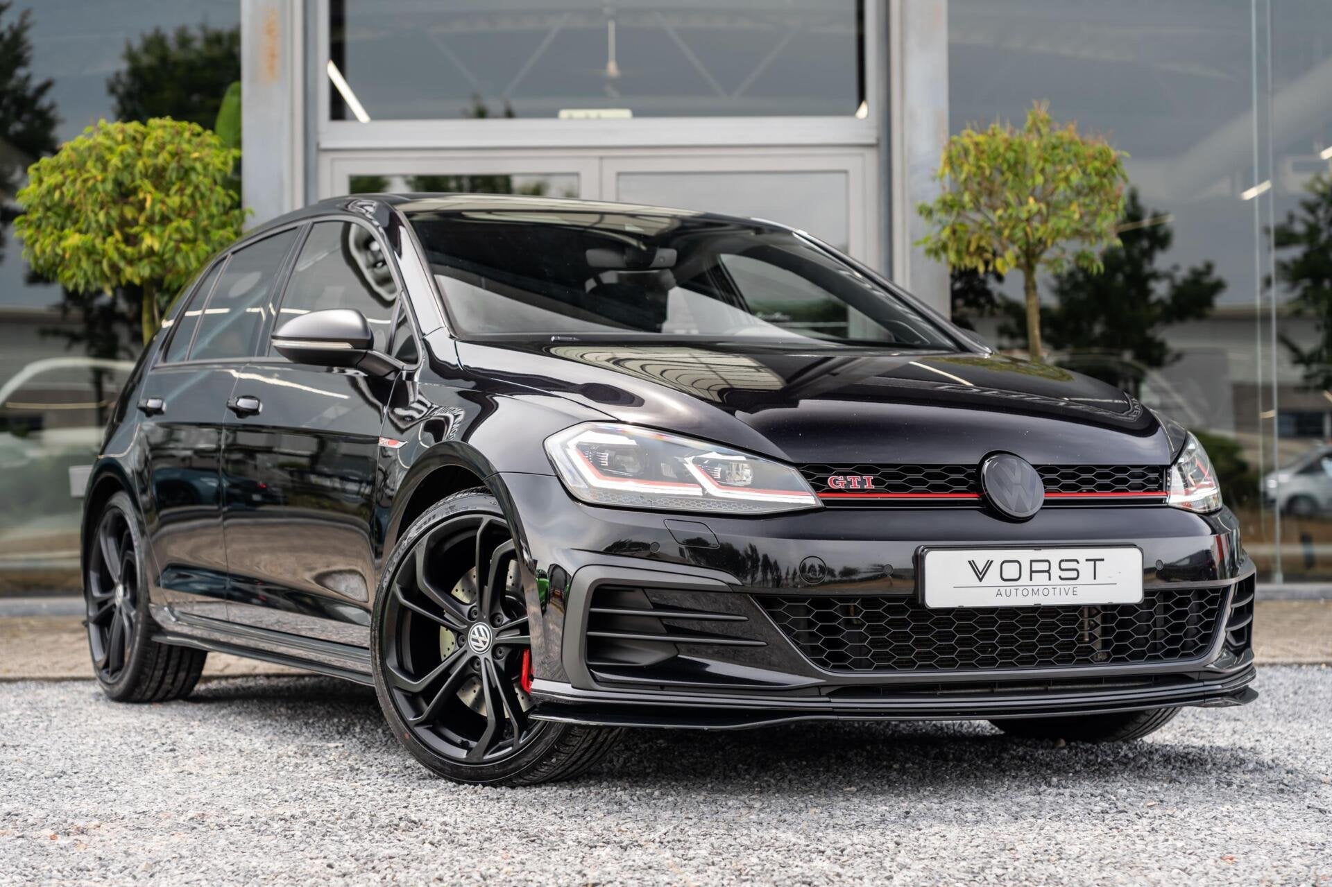 Volkswagen Golf 2.0 TSI GTI TCR Pano Dsg Akrapovic, Auto's, Volkswagen, 1330 kg, 15 km/l, Gebruikt, Euro 6