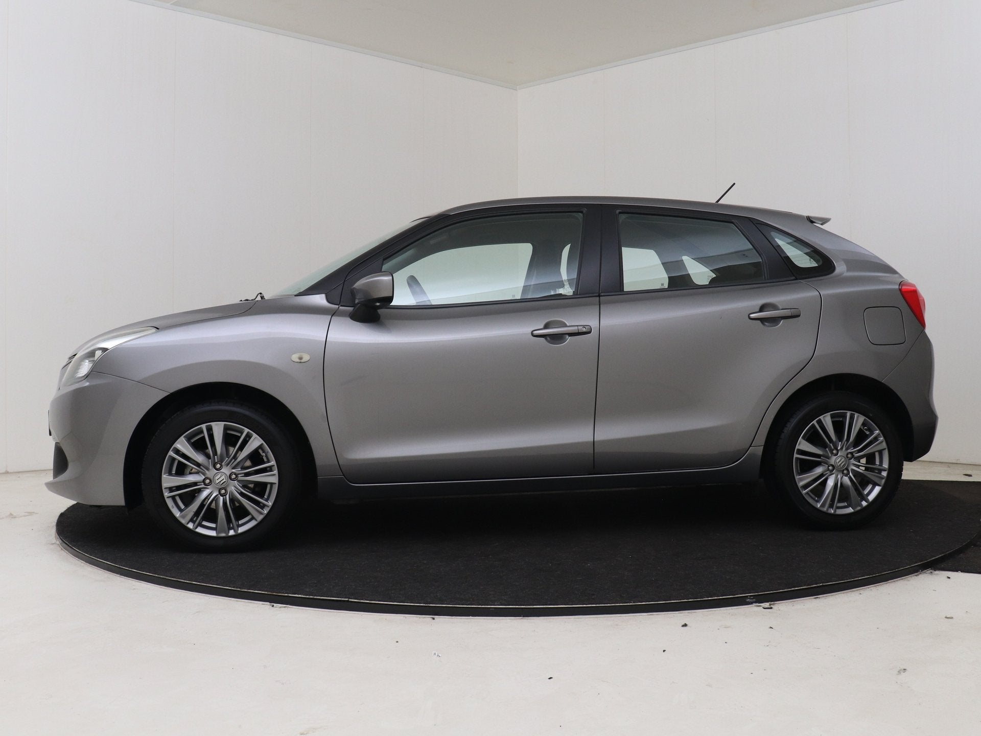 Suzuki Baleno 1.2 Exclusive | Airco | Bluetooth | Elektrisch, Auto's, Voorwielaandrijving, Stof, Gebruikt, 4 cilinders