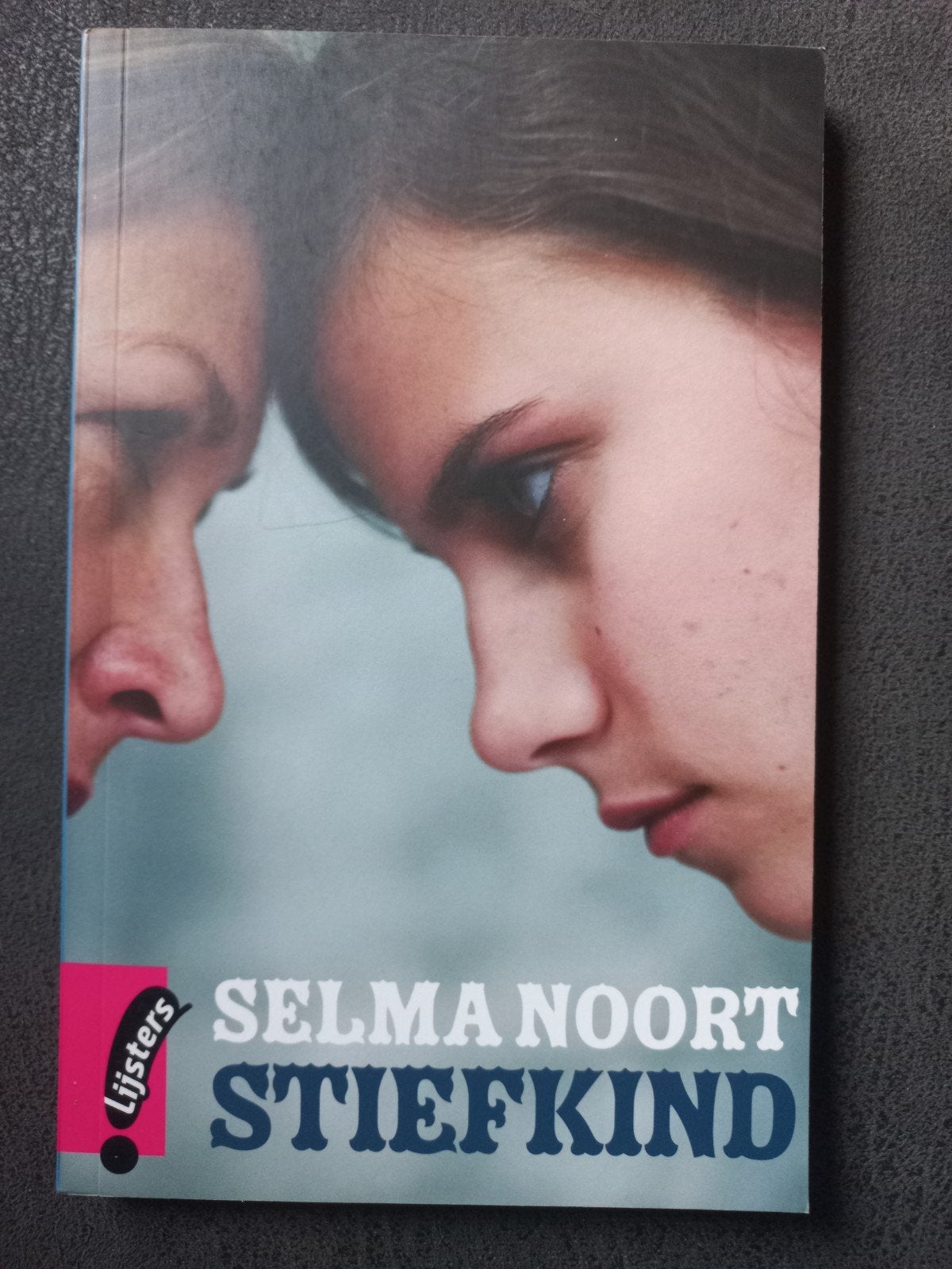 Selma Noort - Stiefkind (Jonge Lijsters), Ophalen