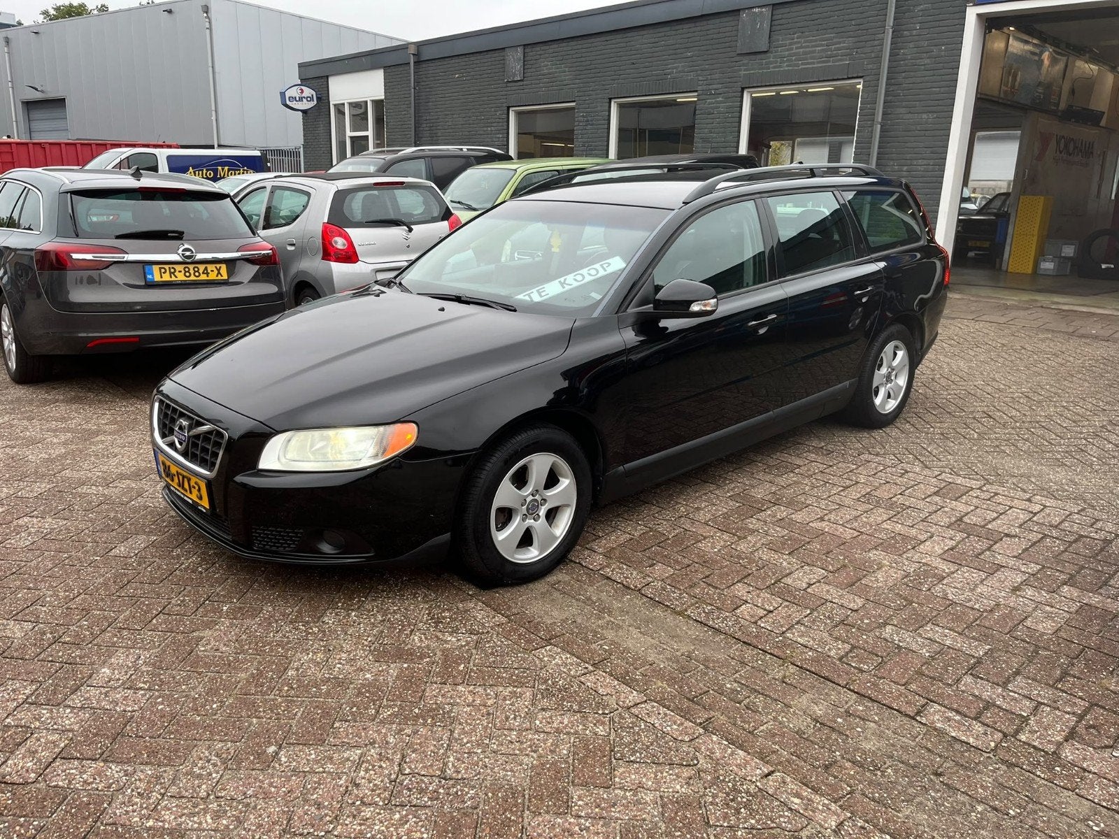 Volvo V70 2.0 2009 Zwart Airco APK, Voorwielaandrijving, 145 pk, 4 cilinders, Zwart