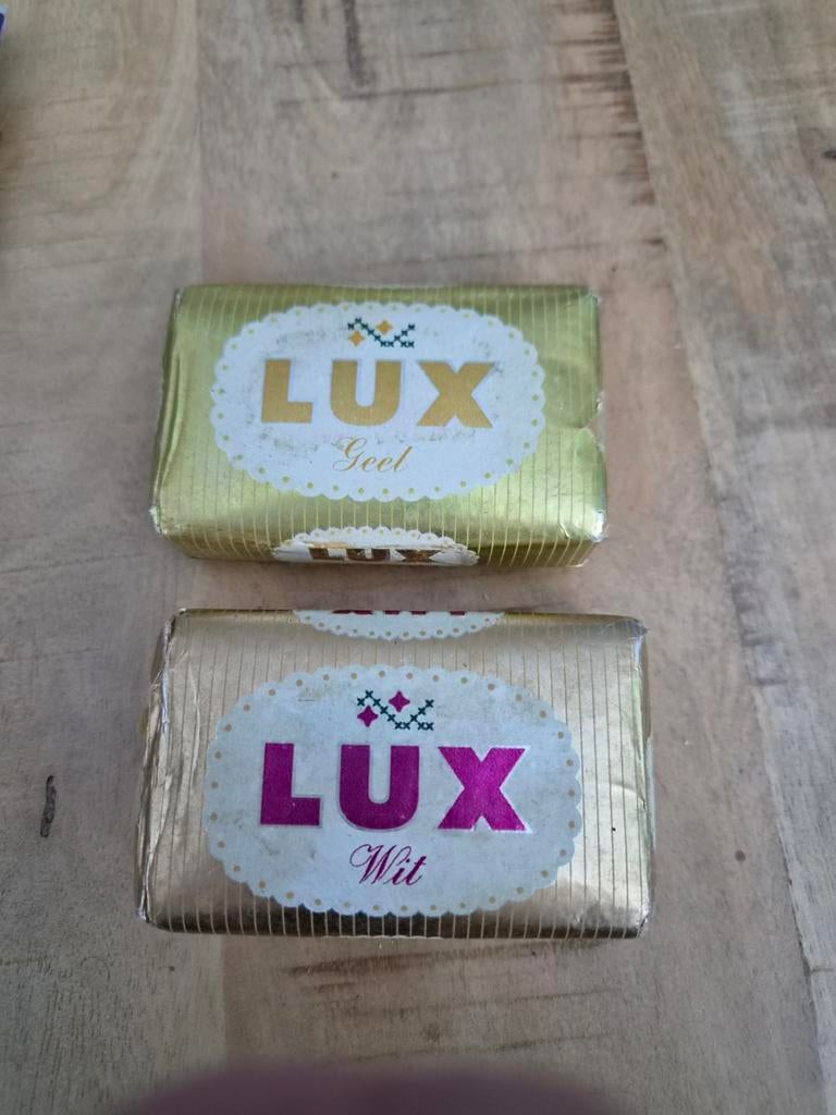 Vintage Lux Zeep: Geel en Wit - Ongeopend, Ophalen of Verzenden, Nieuw