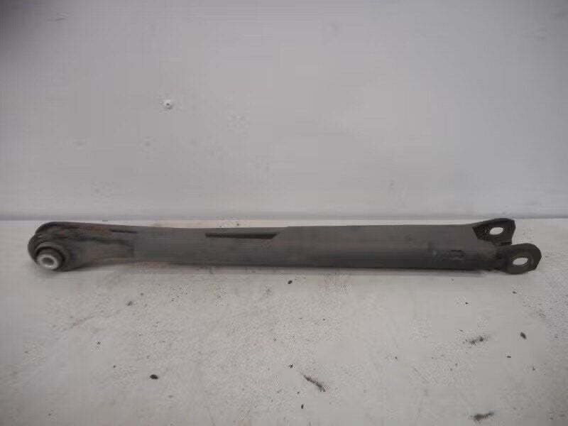 DRAAGARM LINKS ACHTER ONDER BMW 3 serie (E46 / 4), Auto-onderdelen, Gebruikt, Ophalen of Verzenden, Petuelring 130 80809 München, DE