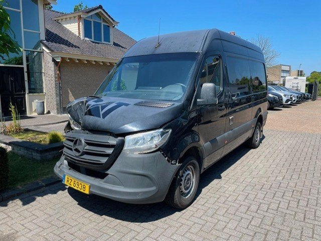 Mercedes-Benz Sprinter 315 CDI L2H2 AUT CAMERA NAVI, Auto diversen, Schadeauto's, Automaat, Overige carrosserieën, Zwart, Mercedes-Benz
