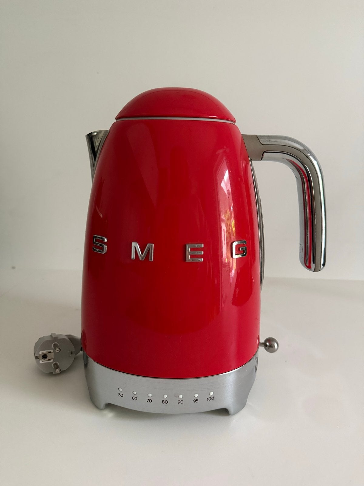 SMEG waterkoker met temperatuurregeling, 1 tot 2 liter, Ophalen, Gebruikt, Draadloos