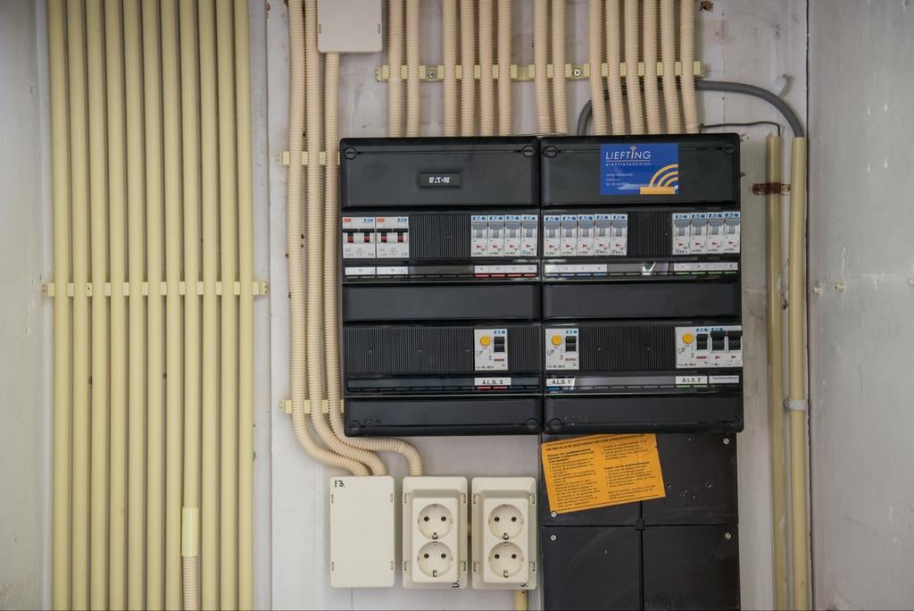 Milano Elektrotechniek – Elektricien in Utrecht, Diensten en Vakmensen, Elektriciens