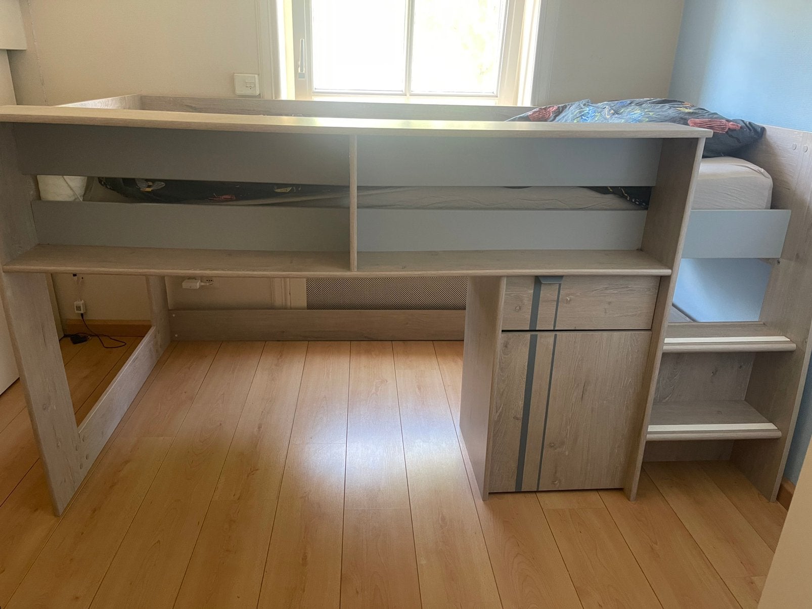 Mooie halfhoogslaper, zgan, speelplek eronder., Huis en Inrichting, Ophalen, Zo goed als nieuw, Eenpersoons, Stapelbed