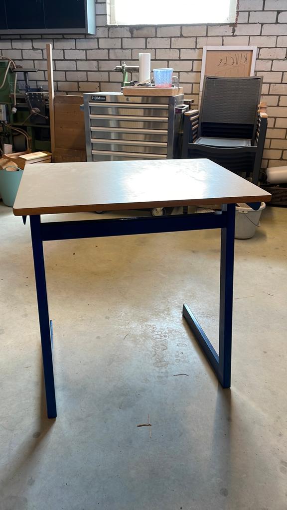 Schoolbank bureau kinderbureau, Kinderen en Baby's, Kinderkamer | Tafels en Stoelen, Ophalen, Gebruikt, Tafel(s)