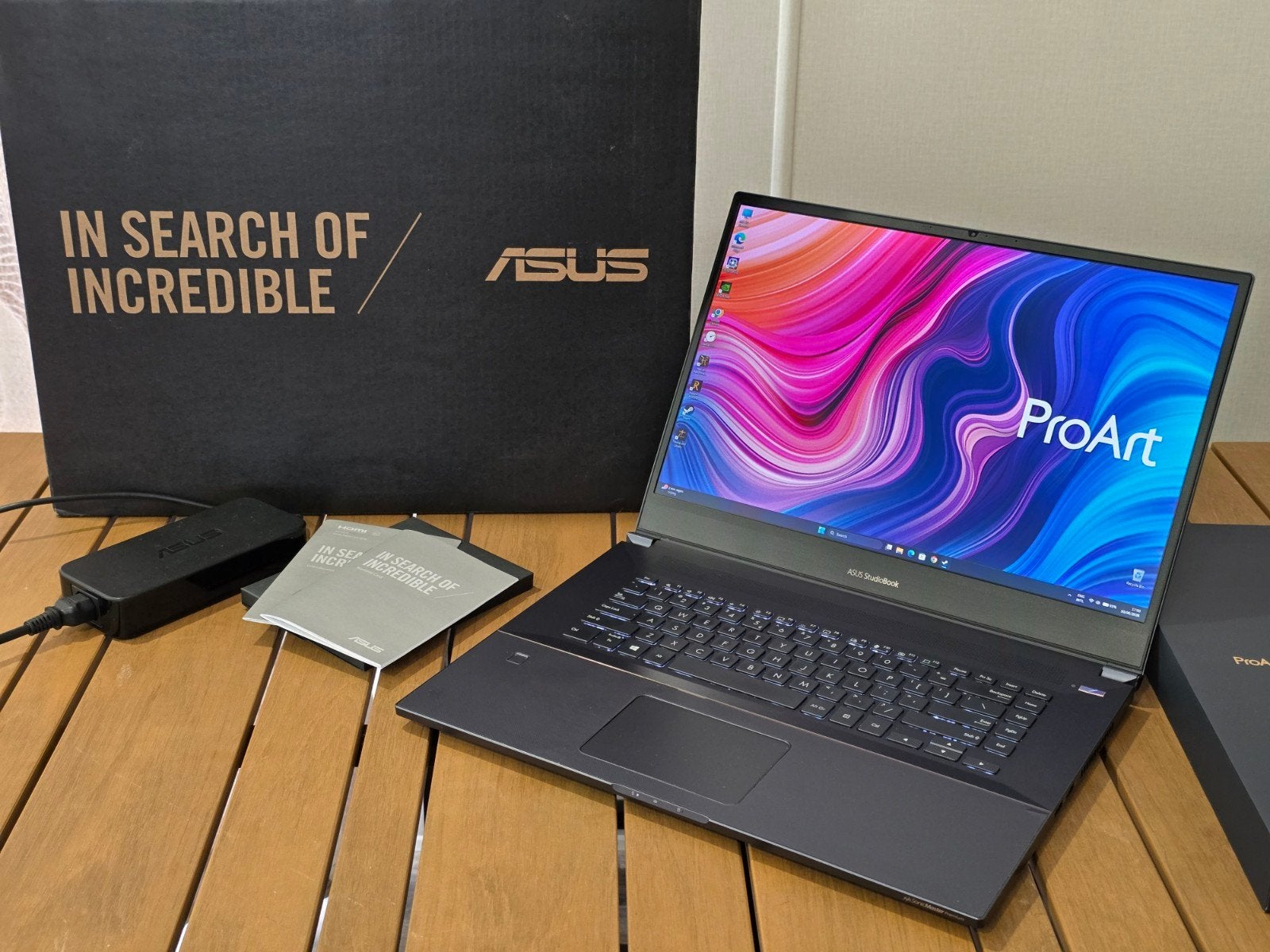 17" Asus ProArt StudioBookPRO i7-9750H/RTX 3000 6GB/32GB/1TB, Computers en Software, Windows Laptops, Met videokaart, 32 GB, ASUS