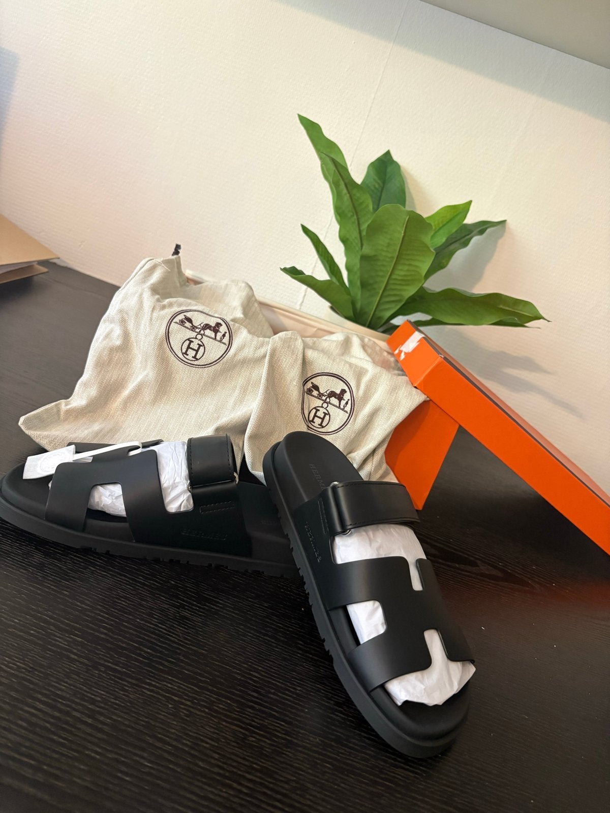 Hermès Chypre Sandalen Zwart - Maat 41, Kleding | Dames, Ophalen of Verzenden, Nieuw, Zwart, Sandalen of Muiltjes