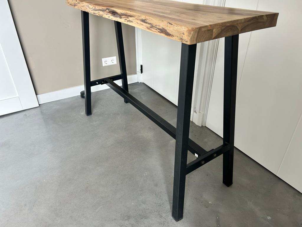 Industriële Bartafel met Robuust Boomstam Blad, Huis en Inrichting, Ophalen, 100 tot 150 cm, 50 tot 100 cm, Zo goed als nieuw