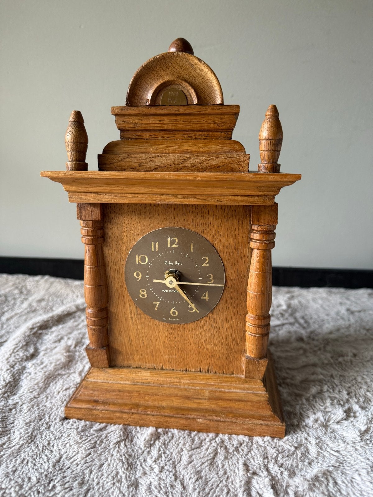 Vintage houten tafelklok - Decoratieve klok, Antiek en Kunst, Antiek | Klokken, Ophalen of Verzenden
