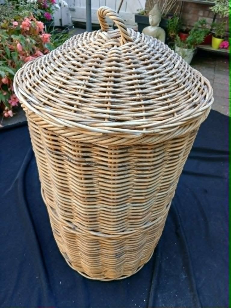mooie rotan mand met deksel, Overige materialen, Mand, Rond, Zo goed als nieuw