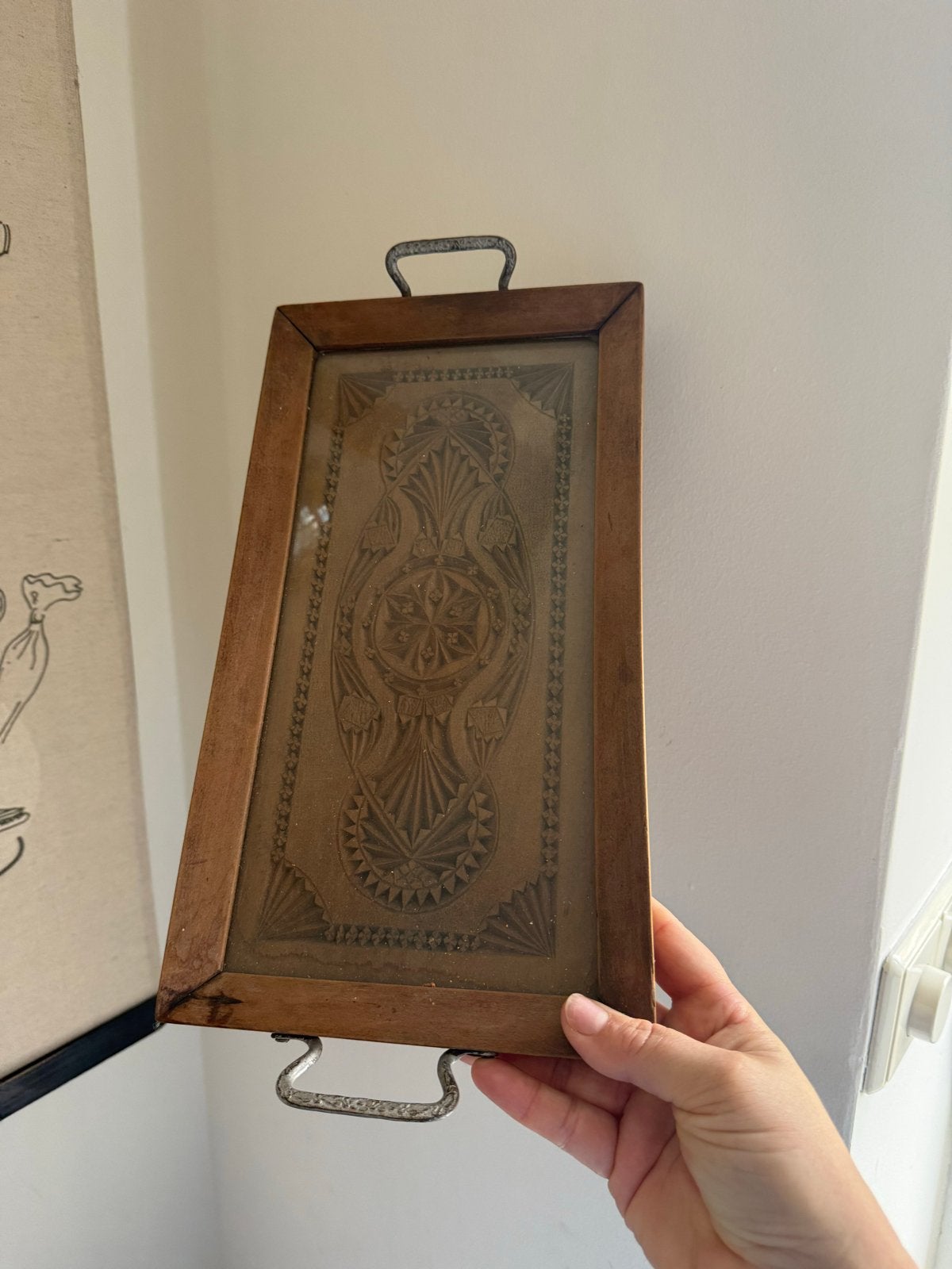 Antiek houten dienblad met gesneden decoratie, Antiek en Kunst, Ophalen of Verzenden