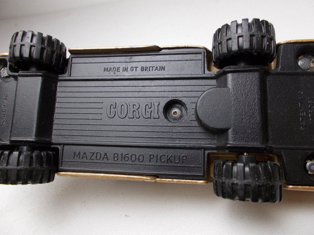 1978 CORGI TOYS 264 MAZDA B1600 PICKUP THE INCREDIBLE HULK, Ophalen of Verzenden, Gebruikt, Auto, Corgi