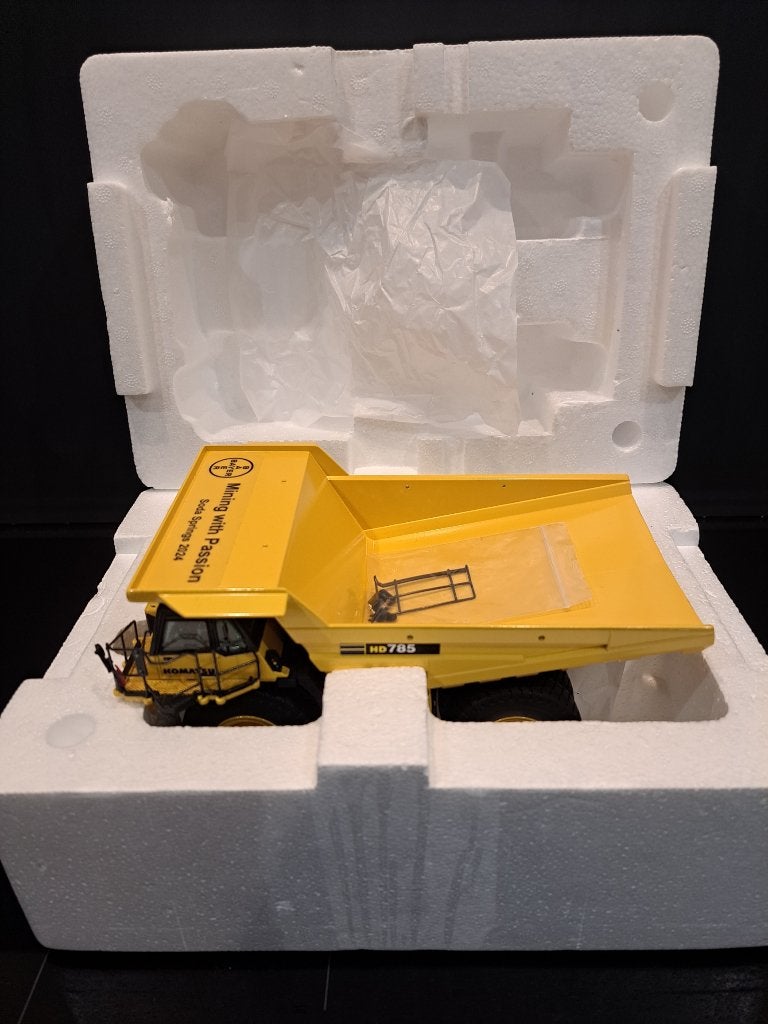 1:50 NZG hd785-7 off-highway truck Komatsu dump truck kipper, Ophalen of Verzenden, Nieuw, Bus of Vrachtwagen, NZG