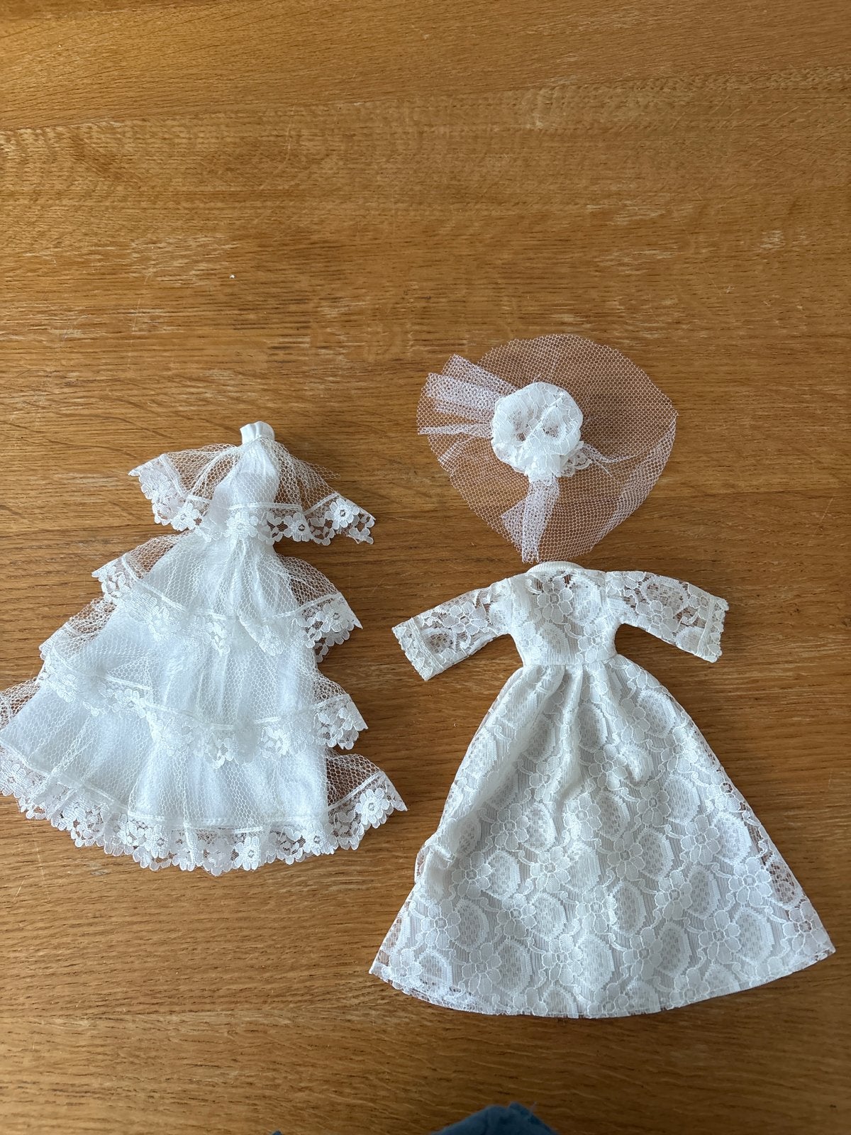 Sindy/Fleur trouwjurken en sluier - vintage poppenkleding, Ophalen of Verzenden, Gebruikt