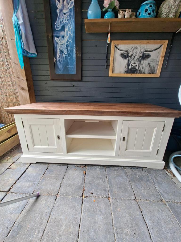 Dressoir/tv kast + Salontafel, Huis en Inrichting, Ophalen