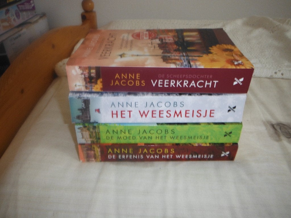 4 boeken van Anne jacobs, Boeken, Romans, Ophalen, Zo goed als nieuw, Anne Jacobs