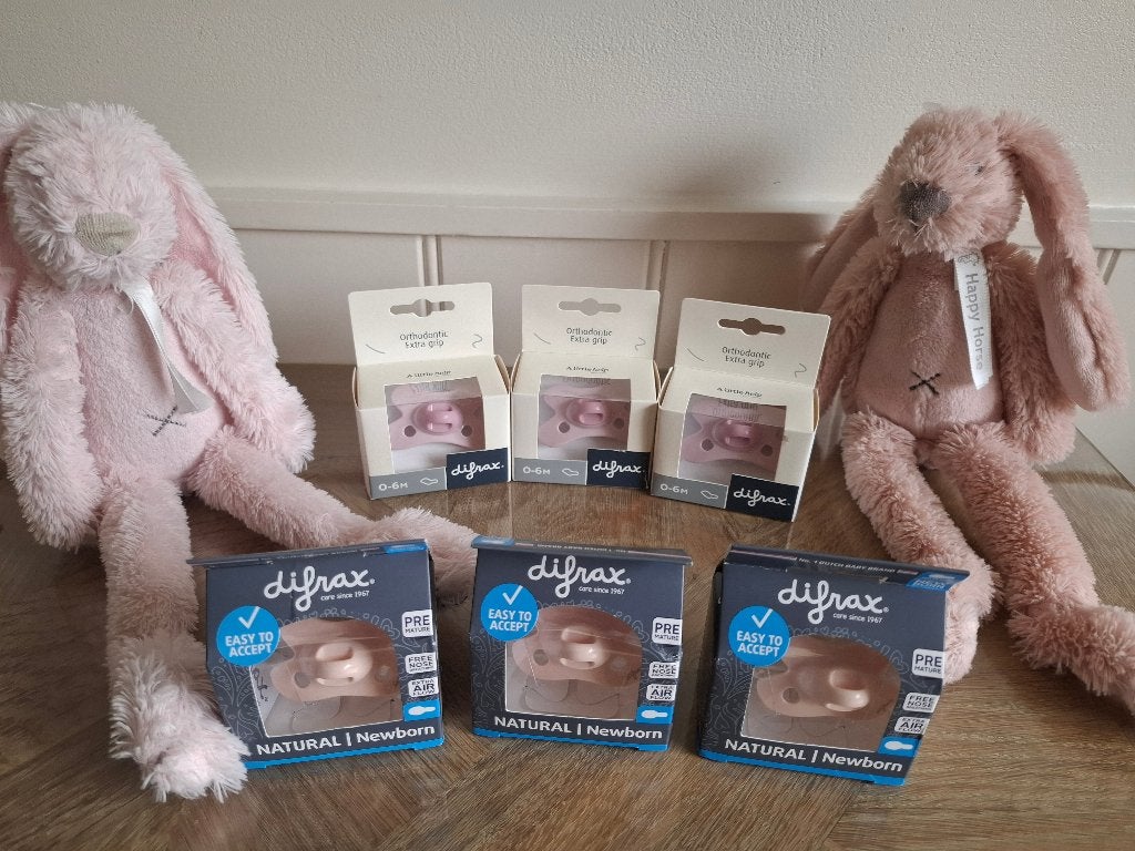6 nieuwe Difrax roze fopspenen, 3x newborn en 3x 0-6 mnd, Kinderen en Baby's, Difrax, Speen, Nieuw, Ophalen of Verzenden