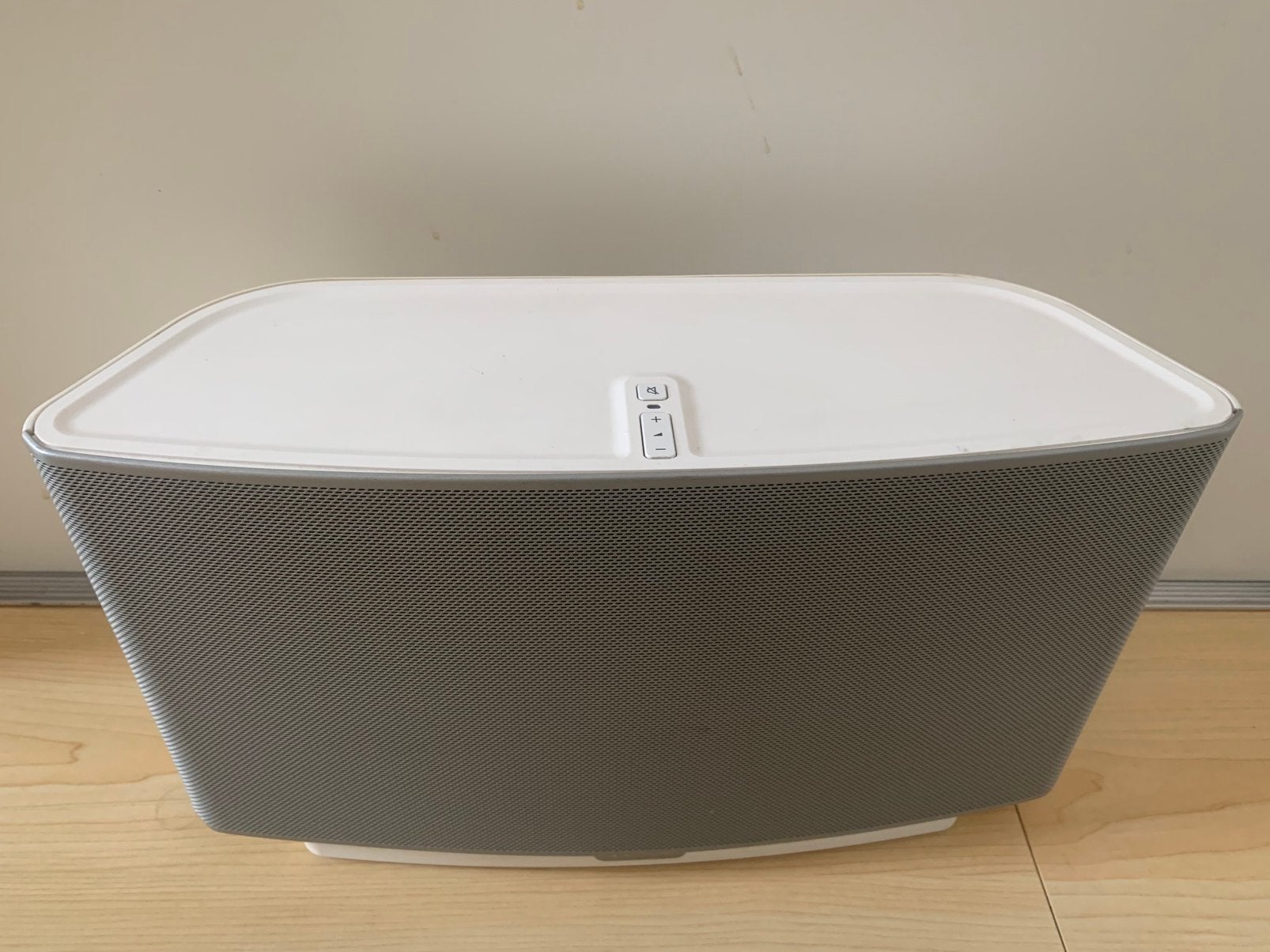 Sonos Play 5 gen. 2 (gen. 1 uiterlijk) maar met S2 hardware., Stereo speakers, Zo goed als nieuw, 60 tot 120 watt, Sonos