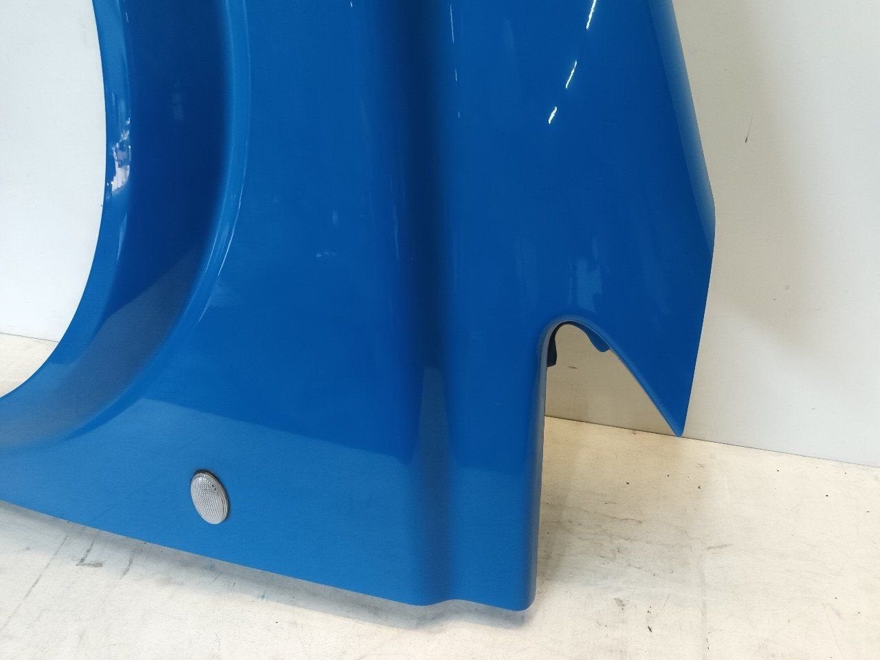 Spatbord links voor Mercedes-Benz Vito, Onderdelen@venauto.nl, Van der Ven Autorecycling B.V., Gebruikt, Ettenseweg 76, 4706 PB Roosendaal, The Netherlands