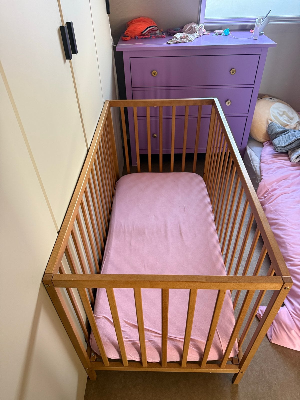 Houten ledikant met pretura matras - Zo goed als nieuw, Ophalen, Zo goed als nieuw, Ledikant